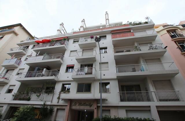 Winter Immobilier - квартира - Nice - Estienne d’Orves / Parc Imperial / Pessicart - Nice - 9f94a473fd51d0c9dc17334469fe9ee6_42440fac7e_1920