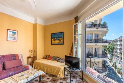 Winter Immobilier - Appartamento  - Nice - Fleurs Gambetta - Nice - 11902315915f1c52a3cd2305.17025297_1920.webp-original