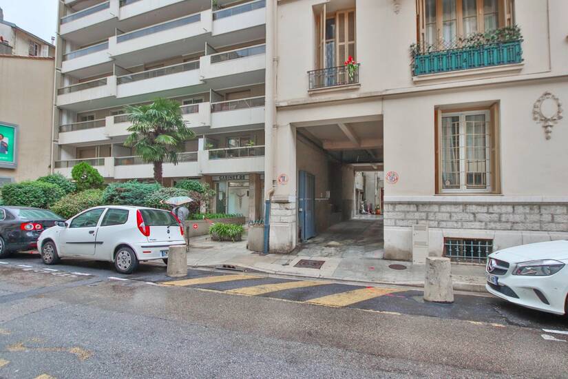 Winter Immobilier - Garage parking - Nice - Fleurs Gambetta - Nice - a63cdd4b25c4b48309e7b35cfeb76fe4_0e043be099_1920