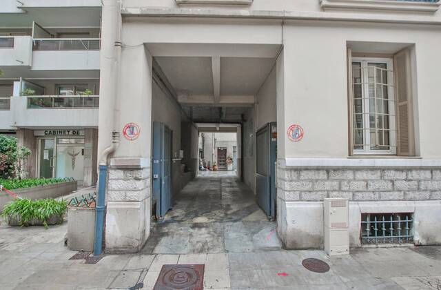 Winter Immobilier - Parcheggio / Box - Nice - Fleurs Gambetta - Nice - 0b789309a4503c1e013685eb72236246_d2ff377e90_1920