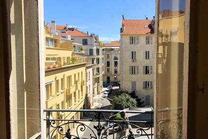 Winter Immobilier - квартира - Nice - Fleurs Gambetta - Nice - 12304235635cc5e34f476c86.93984799_1920.webp-original