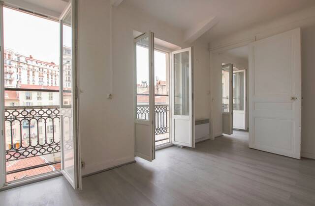 Winter Immobilier - квартира - Nice - Carabacel / Hotel des Postes - Nice - 1aa3ffde496d9700f5610b8d8df415b5_ec72b22007_1920-original
