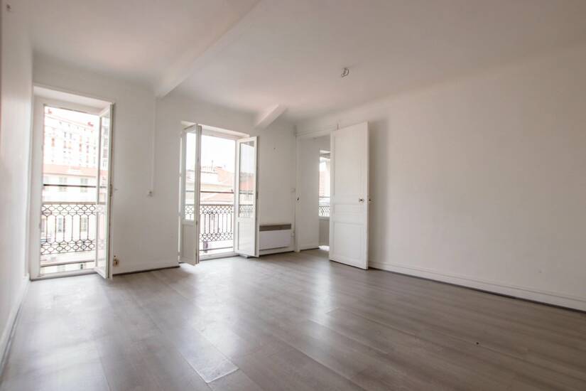 Winter Immobilier - Apartment - Nice - Carabacel / Hotel des Postes - Nice - 2fc52606ed9d43e2a3ec263c36dd90f9_9649eeebcb_1920
