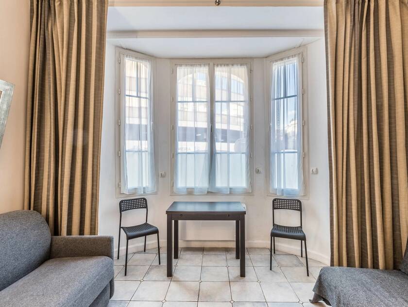 Winter Immobilier - Appartement - Nice - Fleurs Gambetta - Nice - 4ecff8681e4d4760f223b4baeeb3afc7_e0bb2e52f2_1920