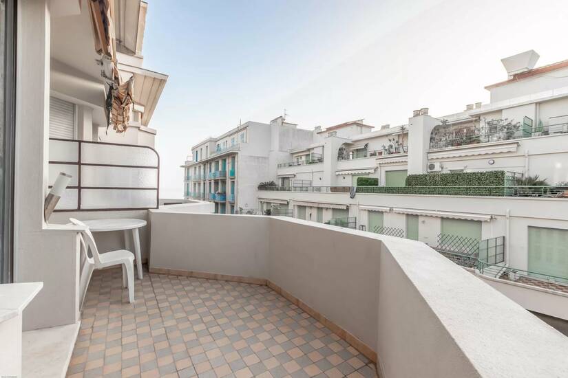Winter Immobilier - Appartement - Nice - Fleurs Gambetta - Nice - 61b9dfa3806d8e87686188887eb7ff1f_9fd37b5285_1920