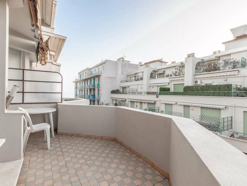 Winter Immobilier - Appartement - Nice - Fleurs Gambetta - Nice - 61b9dfa3806d8e87686188887eb7ff1f_9fd37b5285_1920