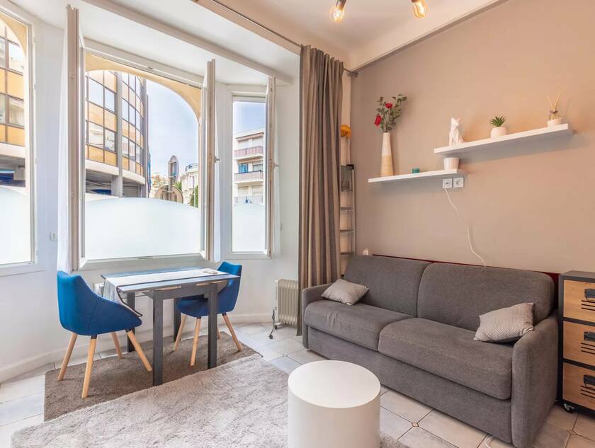 Winter Immobilier - Appartement - Nice - Fleurs Gambetta - Nice - 91dd10ffd2d31dad9d975a2c9e053a3f_02db852b0f_1920