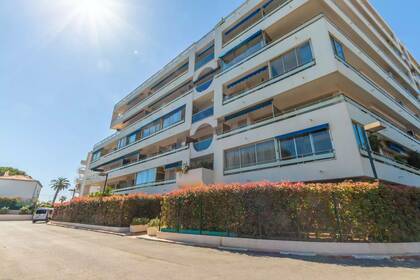 Winter Immobilier - Apartment - Cagnes-sur-Mer - 88dbc11ef66fab4a2ccf29cd65560bd0_25e87bcde2_1920