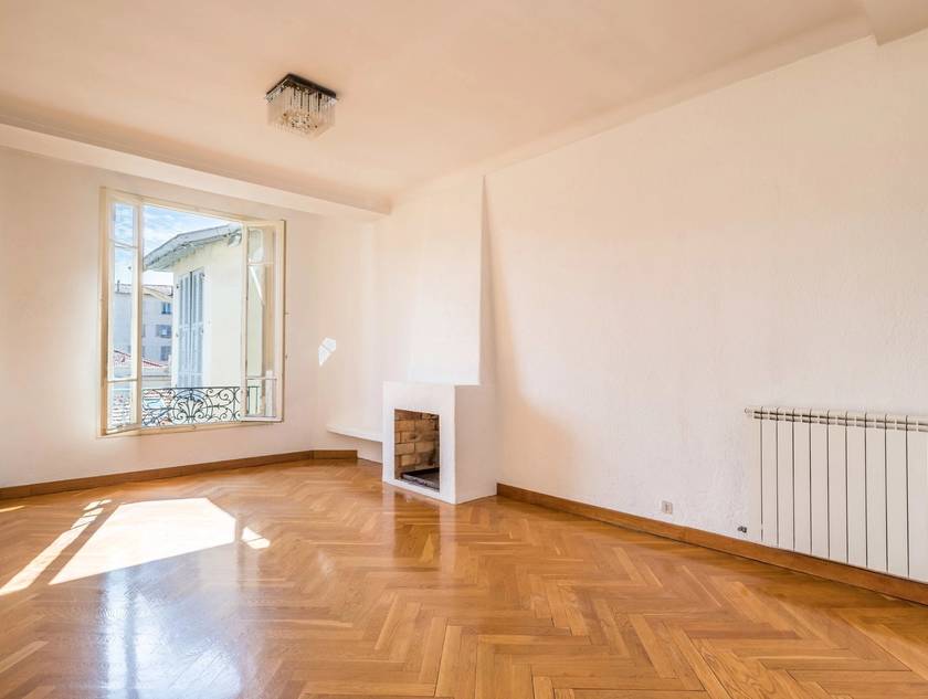 Winter Immobilier - квартира - Nice - Fleurs Gambetta - Nice - 852249965fc12ca10f4895.45784338_1919.webp-original