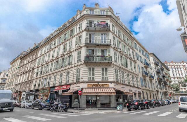 Winter Immobilier - квартира - Nice - Carabacel / Hotel des Postes - Nice - 9bbe846047ba8b36acde931a3f90f836_4d41a19096_1920