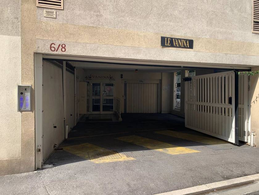 Winter Immobilier - Garage / Parking - Nice - Fleurs Gambetta - Nice - 68555024661767f7686b5f9.87027906_1920.webp-original