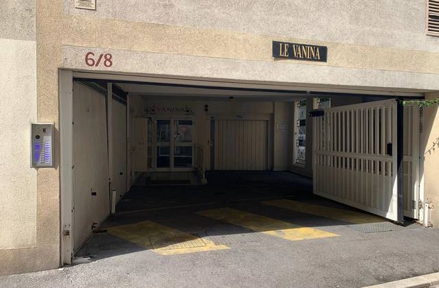 Winter Immobilier - Garage parking - Nice - Fleurs Gambetta - Nice - 156379799061a88a0f4f17f7.36705625_1920.webp-original