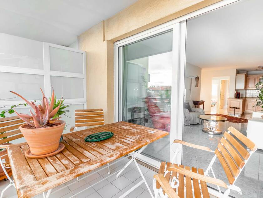 Winter Immobilier - квартира - Nice - Port - Nice - 8233f1c3e56af47372f7fa9ed61b9e78_269e5dbc56_1920
