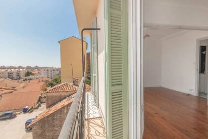 Winter Immobilier - квартира - Nice - Fleurs Gambetta - Nice - 04d15265fd1e1839d05402456fa40f51_6135fe7bc3_1920