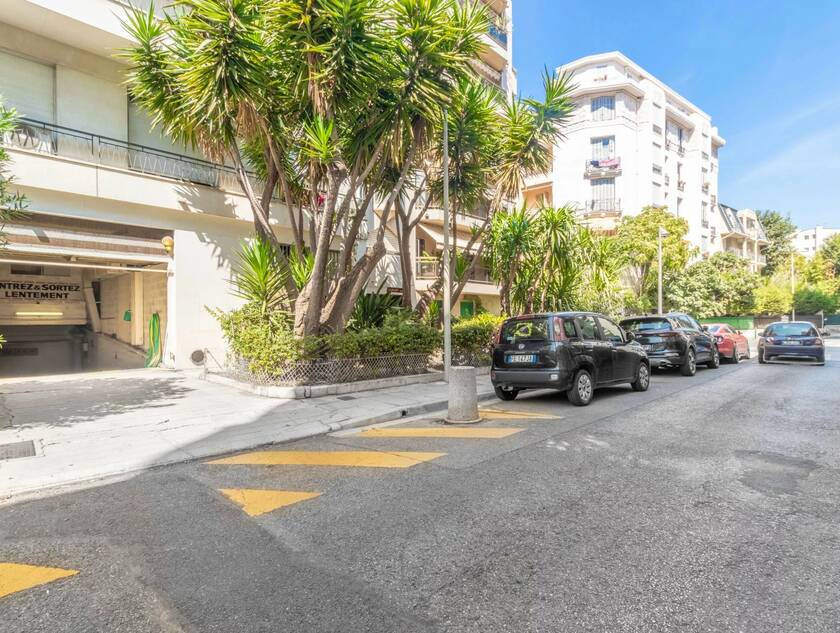 Winter Immobilier - Parcheggio / Box - Nice - Fleurs Gambetta - Nice - 6b65d276c3eb4c53b79ef353f03d3755_0b26014a29_1920