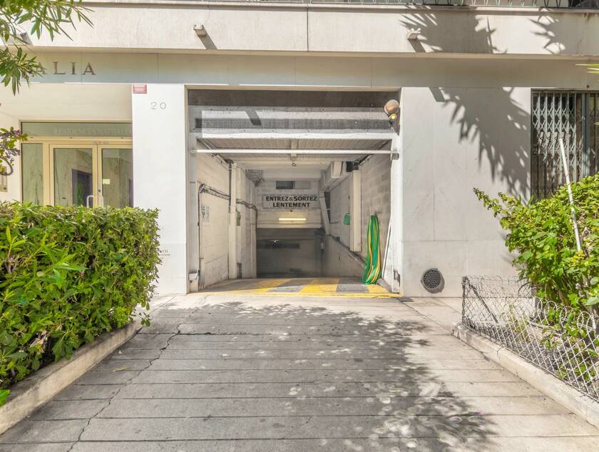 Winter Immobilier - Parcheggio / Box - Nice - Fleurs Gambetta - Nice - 322c613e6f35aba9f2de758b11205bb2_ea0673d4b5_1920