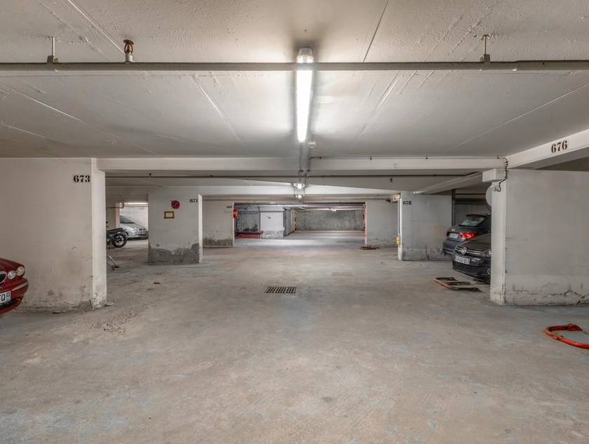 Winter Immobilier - Garage parking - Nice - Carré d'or - Nice - 355911294624458d41079e0.08436575_1920.webp-original