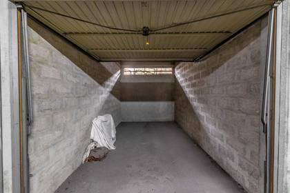 Winter Immobilier - Garage parking - Nice - Estienne d’Orves / Parc Imperial / Pessicart - Nice - 1331692535624ffcb0b952f2.95294311_1920.webp-original