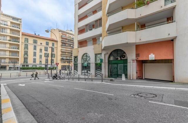 Winter Immobilier - Garage / Parking - Nice - 8c3449e84264ea48477323e2e9360eb6_f9e7896449_1920-original