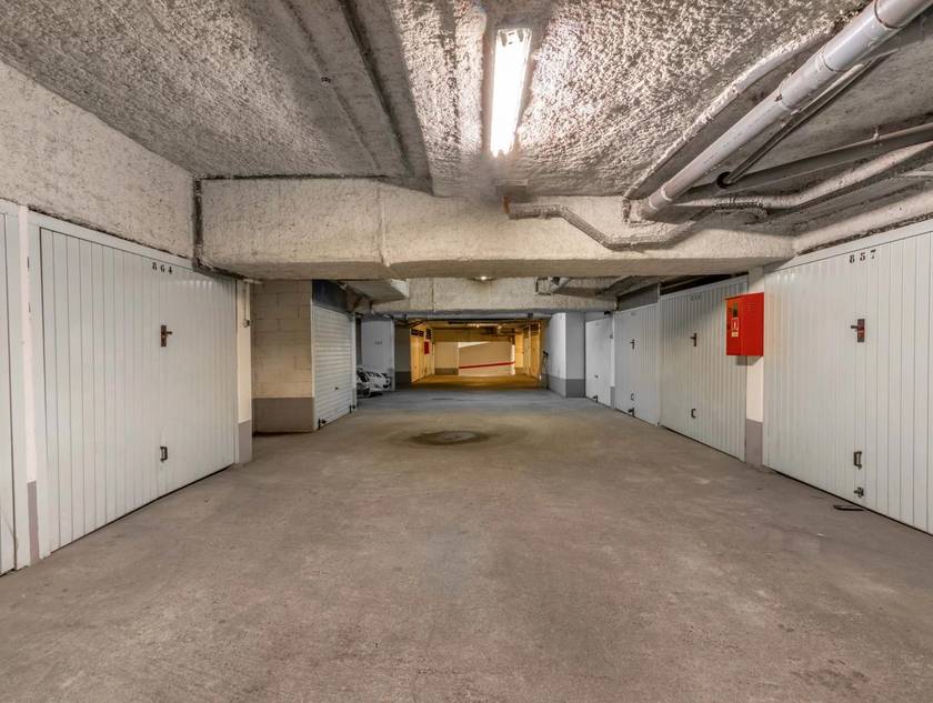 Winter Immobilier - Garage parking - Nice - 743647217622f6a8568fcc9.96779199_1920.webp-original