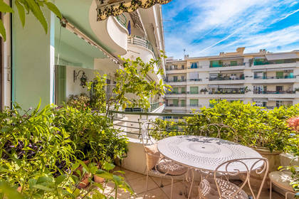 Winter Immobilier - квартира - Nice - Fleurs Gambetta - Nice - 49710261d