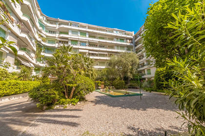 Winter Immobilier - Appartement - Nice - Fleurs Gambetta - Nice - 49710261p