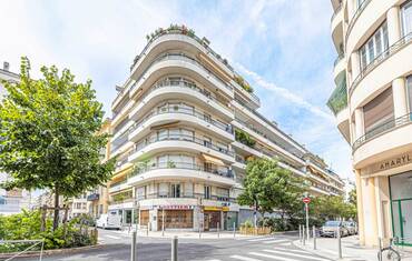 Winter Immobilier - Turismo a Nizza - Gli edifici Rometti a Nizza: una firma architettonica della Costa Azzurra - immeuble-rometti-nice