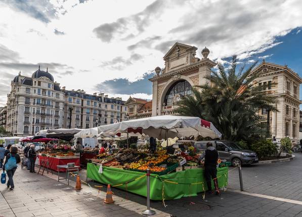 Marché de la libération